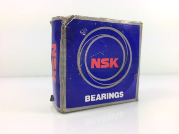 NSK BEARINGS  HR33208J 12-01-----418