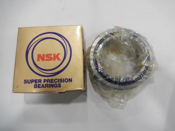 NSK Bearing BT100-3TYDBG130P4A New in Box!