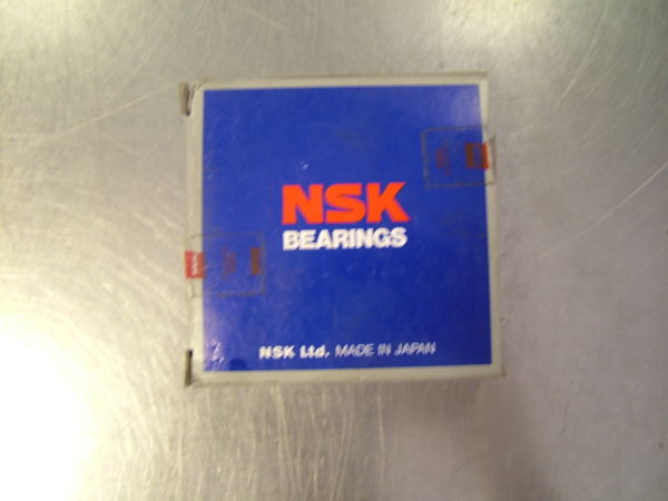 NSK Bearings 6207C2P5 76 x 22 13.75